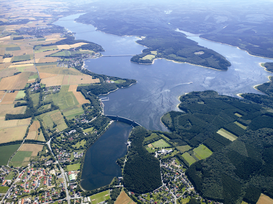 Bauarbeiten am Ausgleichsweiher in Günne moehnesee.de
