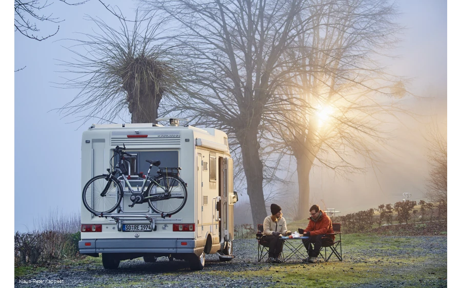 Camping am Möhnesee Herbstsonne klein, (c) Klaus-Peter Kappest.png