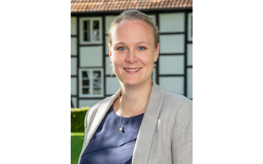 Alexandra Teicher Alexandra Teicher