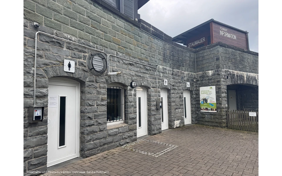 öffentlcihe Toiletten Staumauer Möhnesee