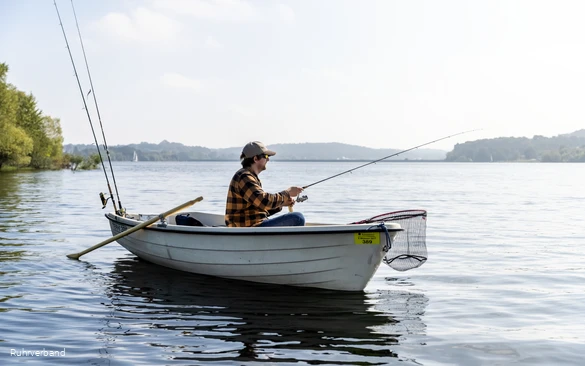 Angler im Boot