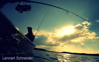 Angler im Boot auf dem Möhnesee