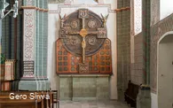 20221119_Hohnekirche Scheibenkreuz.jpg