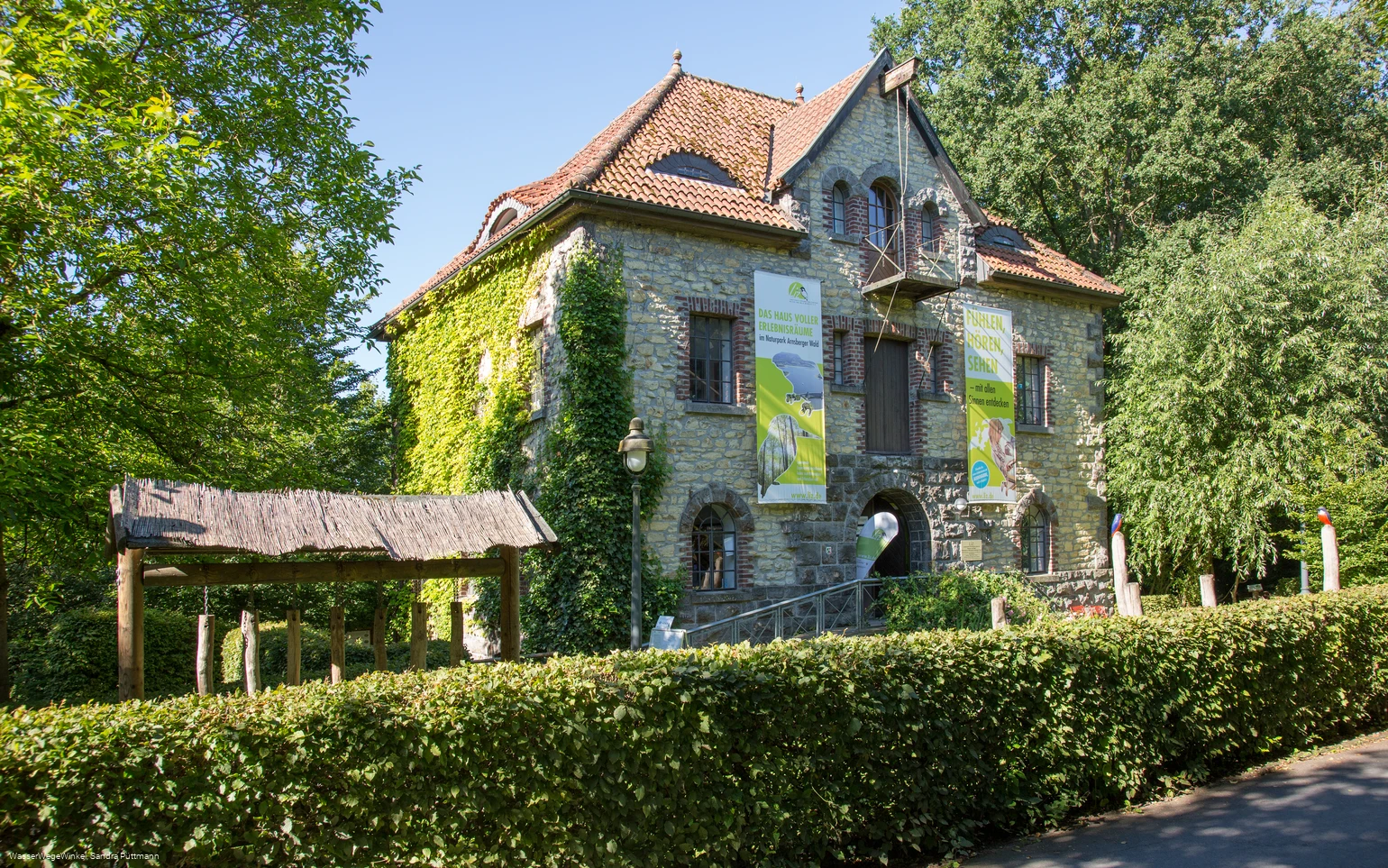 Gebäude Landschaftsinformationszentrum (Liz)