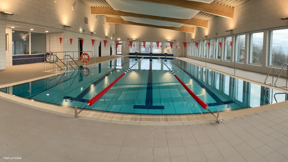 Hallenbad Foto 13