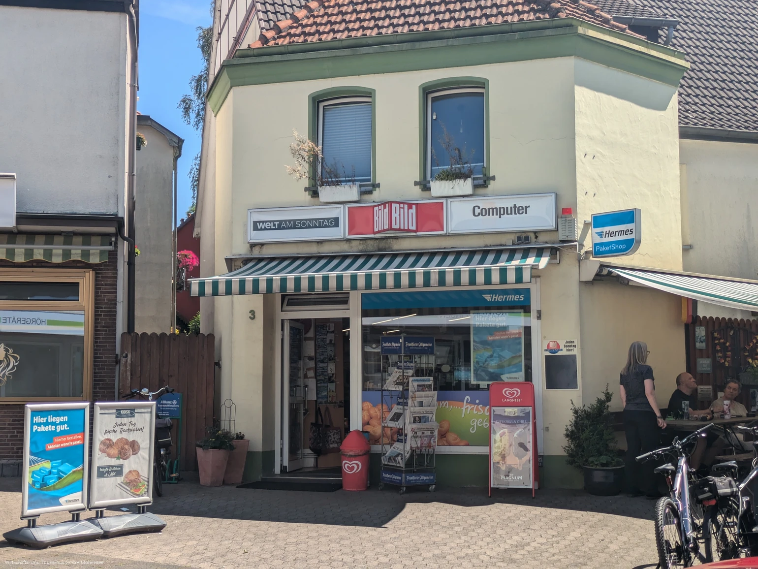 Kiosk Körbecke.jpg Kiosk Körbecke.jpg