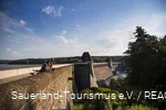 Radfahrer Staumauer Möhnesee