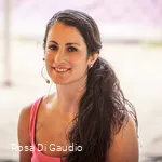 Yoga Rosa